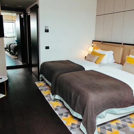 Continental Beograd Hotel 5*